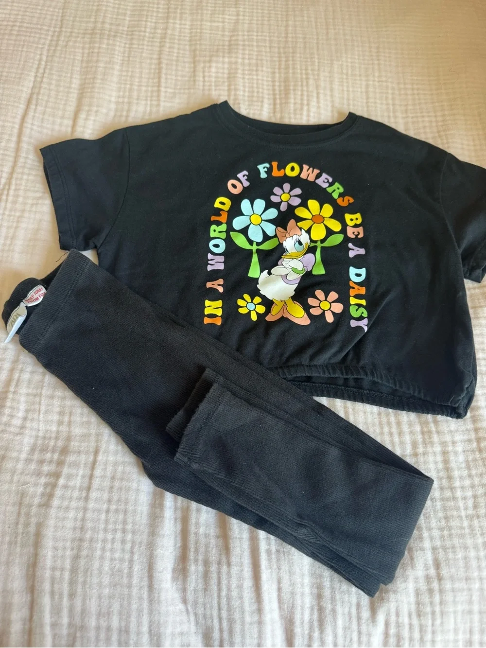 Zara Black Kids leggings Set with Colorful Daisy Graphic Disney
